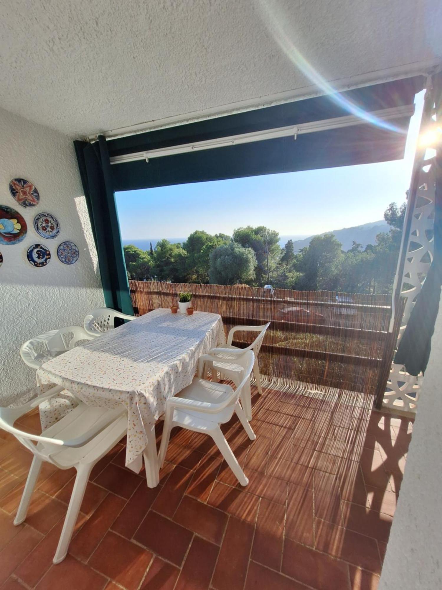 La Calma De Tossa Apartment Херона Екстериор снимка